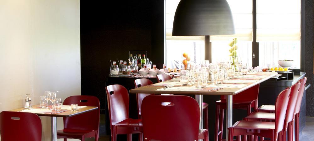 Campanile Evry Est - Saint Germain Les Corbeil Hotel Restaurant photo
